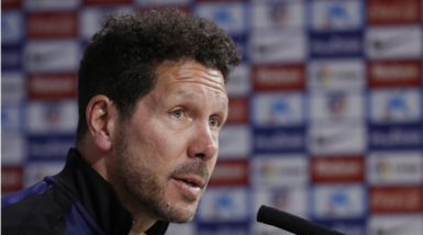 Simeone non ha dubbi: «All'Atletico Madrid dovranno sopportarmi ancora»
