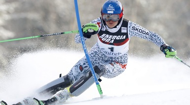 Slalom spaciale: vince la Zuzulova. Shiffrin inforca nella prima manche
