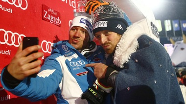 Moelgg, trionfo e selfie sul podio a Zagabria