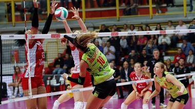 Volley: Trofeo Mimmo Fusco: Monza e Montichiari in finale