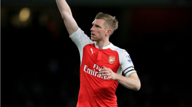 Calciomercato: Mertesacker rinnova con l'Arsenal fino al 2018