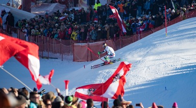 Slalom Kitzbühel: vince Hirscher, Ryding storico 2°