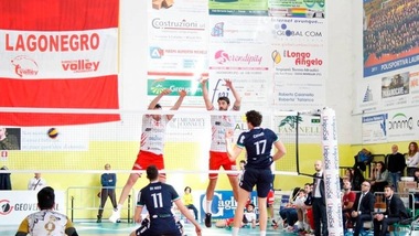 Volley: A2 Maschile Girone Bianco, Lagonegro vince la sfida salvezza