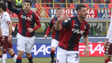 Serie A, Bologna-Torino 2-0; Empoli-Udinese 1-0; Genoa-Crotone 2-2; Pescara-Sassuolo 1-3