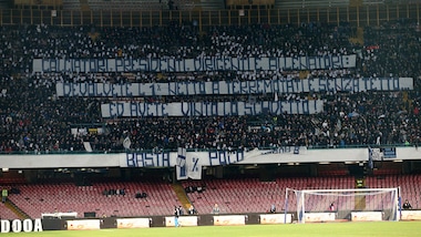 Coppa Italia, striscioni per i terremotati: «Calciatori, devolvete l'1%»