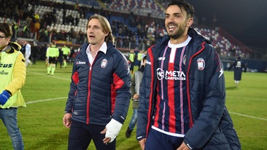 Calciomercato Crotone, addio Palladino. Dal Genoa c'è Cofie in pole
