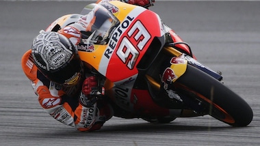 MotoGp, Marquez: «Viñales lotterà per il titolo»