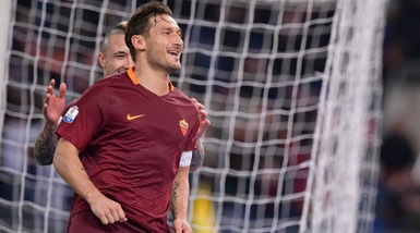 Roma, Totti: «Il rigore era evidente. Futuro? Deciderò dopo»