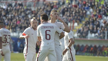 Crotone-Roma 0-2, Spalletti risponde al Napoli, riconquistato il secondo posto