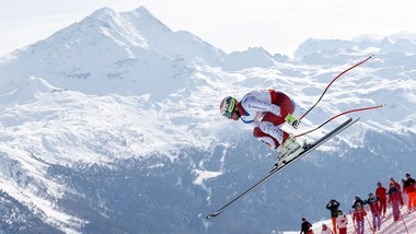 Mondiali di Sci: altra delusione azzurra a Saint Moritz, l'oro va a Feuz