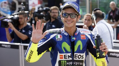 MotoGp, Rossi batte i campioni del Flat Track