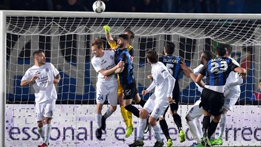 Serie B Latina-Novara 0-1: Galabinov in extremis. Rosso per Insigne jr