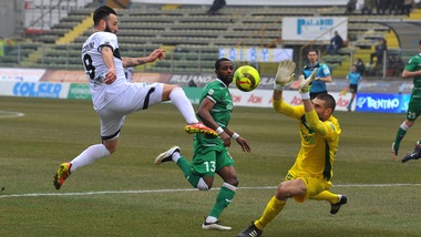 Lega Pro Parma, super poker. Il Modena fa il colpo