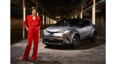 Milla Jovovich per la nuova Toyota C-HR