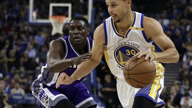 Curry abbatte i Clippers, Sacramento ko a Houston