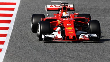 F1, test Barcellona: Vettel il più veloce all’intervallo