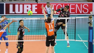 Volley: Champions League, la Lube doma Berlino e conquista il primo posto