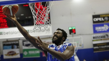 Basket Serie A, Olaseni lascia Sassari