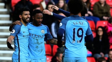 Premier League, il Manchester City vince 2-0, Kane trascina il Tottenham