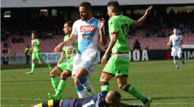Napoli-Crotone 3-0: Insigne e Mertens conquistano i tre punti