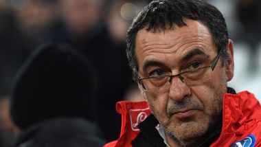 Calciomercato, la Fiorentina sogna Sarri: precedenza a un italiano