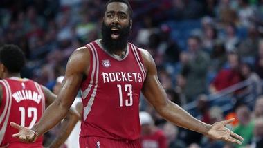 NBA, i Clippers schiantano i Cavs. Harden nella storia
