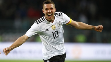 Germania-Inghilterra 1-0: l'addio perfetto di Podolski
