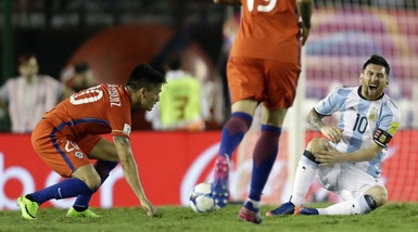 Argentina, insulti alla terna contro il Cile: Messi rischia la squalifica
