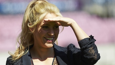 Piqué non c'è, al Camp Nou scende in campo Shakira