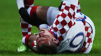Estonia-Croazia, Pjaca ko: esce in barella per infortunio