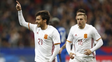 Amichevoli internazionali: Spagna, 2-0 alla Francia (grazie alla VAR)