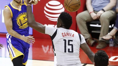 Curry sbanca Houston, Gallinari e Belinelli ko