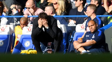 Chelsea-Crystal Palace 1-2: la disperazione di Conte