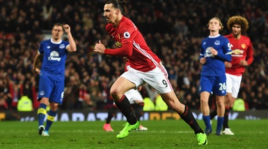 Premier League, Ibrahimovic salva il Manchester United: 1-1 al 94' con l'Everton