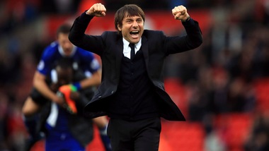 Chelsea-Manchester City, i Blues propongono: «Birra per chi arriva presto»