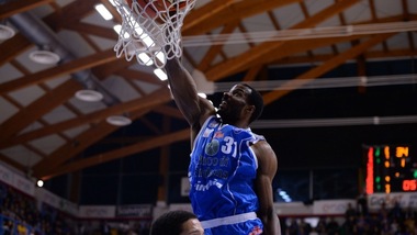 Dinamo, parla Lawal: "Possiamo fare bene ai playoff"