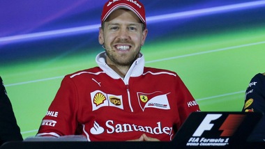 F1, Gp Cina: Vettel, un altro trionfo a 2,50