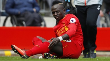 Liverpool, Mané si dovrà operare: stagione finita per lui