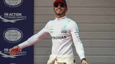 F1, Hamilton: «Che emozione lottare con Vettel»