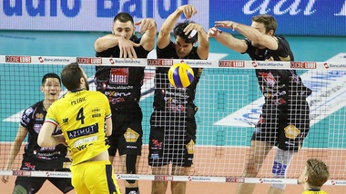 Volley: Superlega, Civitanova vince al quinto e si porta 2-1