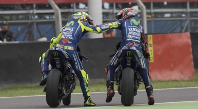 Rossi e Viñales, la Yamaha fa festa