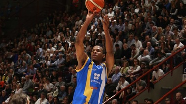 Dominique Archie operato al menisco: starà fermo 20-25 giorni