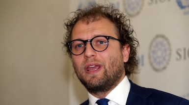 Una medaglia ai motociclisti volontari, Lotti premia la solidarietà