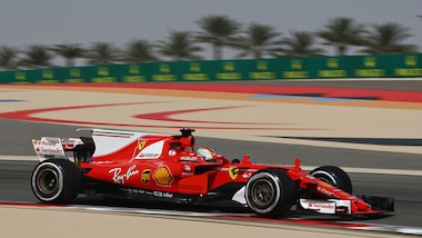 F1 Bahrain, Vettel in testa nelle libere