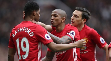 Premier League, Manchester United-Chelsea 2-0: stella Rashford, Mourinho batte Conte