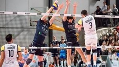Volley: A2 Maschile, Play Off Promozione Spoleto vince al tie break e fa 1-1