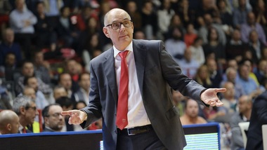 Basket Serie A, Varese blinda coach Caja