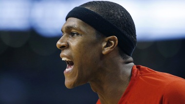 NBA, frattura al pollice destro per Rondo