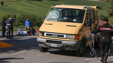 Scarponi, le immagini del luogo dell'incidente