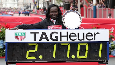 Maratona di Londra: grandissima impresa della Keitany